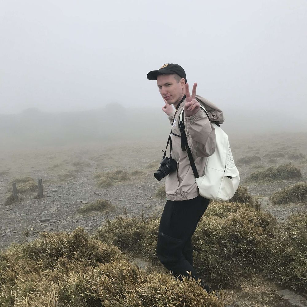 Meet your Posher, Brandon